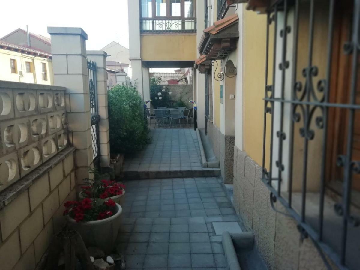 Boleta A 5 Minutos De Leon, Casa Con Jardin Villa San Andrés del Rabanedo Buitenkant foto